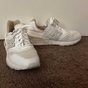 New balance 997’s tan brown and white